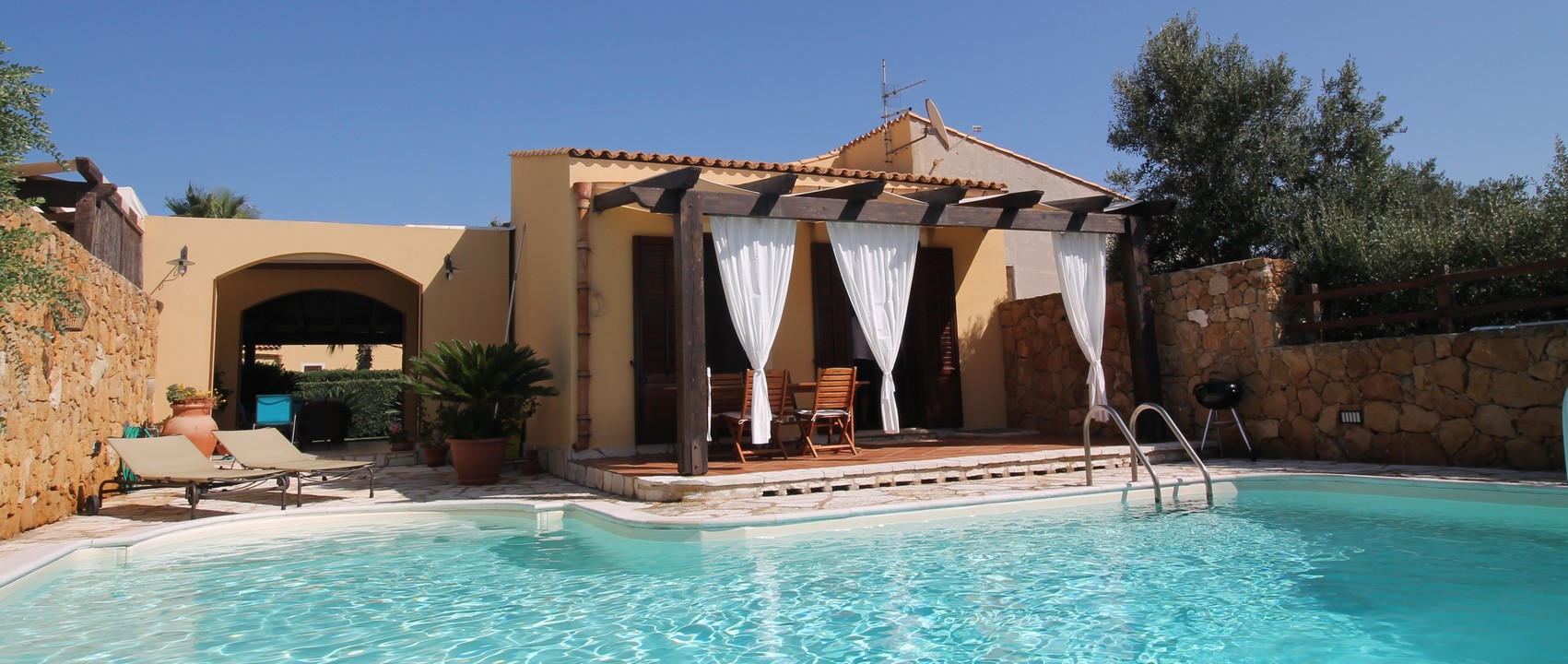 Villa Pomelia